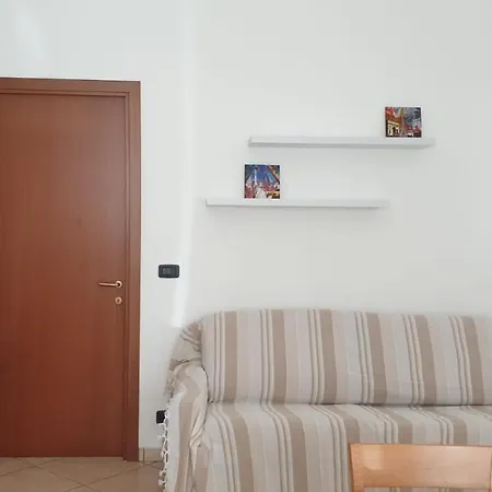 شقة 50mt Dal Mare Con Posto Auto D0